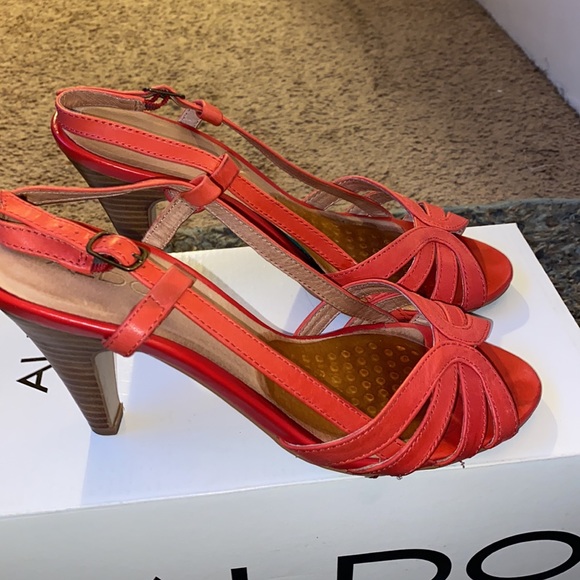Aldo Low Heeled Sandals - Picture 5 of 5